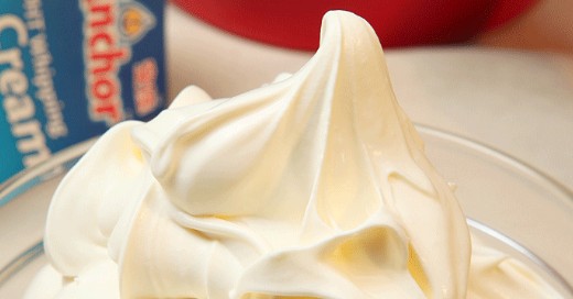 淡奶油可以冷冻保存吗，淡奶油打发方法步骤