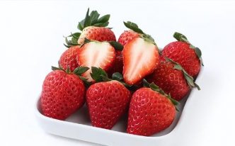 草莓应季是在什么月份「推荐冬天吃草莓是反季节吗」