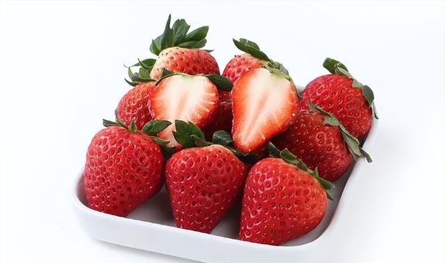 草莓应季是在什么月份，冬天吃草莓是反季节吗