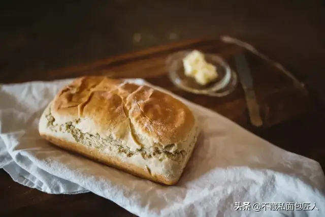 面包放黄油与不放区别大不大，油脂在面包制作中的作用