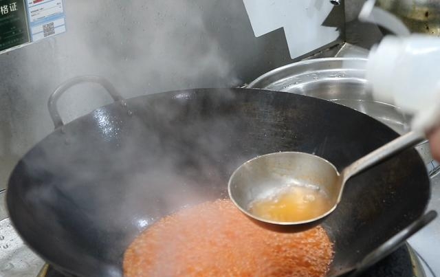 糖醋鱼的制作方法是什么呢，糖醋鱼家常美味烹饪做法
