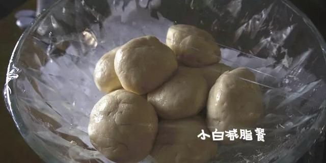 一个锅盔的热量是多少，美味鲜肉锅盔的做法步骤