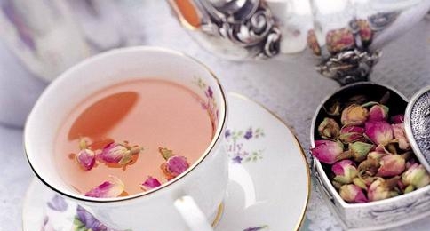 迷迭香茶的功效与作用是什么，迷迭香玫瑰茶的泡法及功效