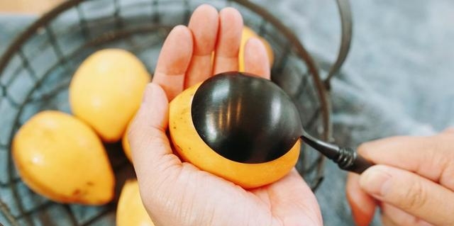 枇杷和芒果可以一起吃吗，芒果枇杷汁的做法教程