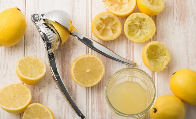 美白柠檬水的正确泡法方法，柠檬怎么喝才能美白