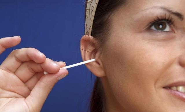 耳朵油耳是什么意思，耳朵油耳和糠耳的区别