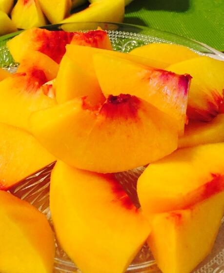 哺乳期可以吃黄桃吗，哺乳期宜食的食物分享