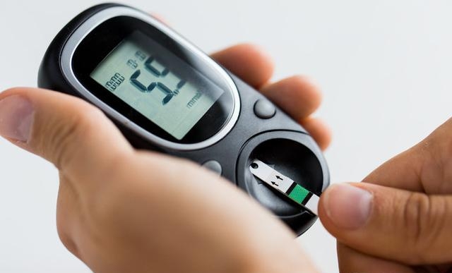 老年人血糖高怎么调理，得了糖尿病要怎么调理身体