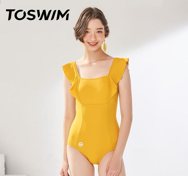 胸小穿什么泳衣合适好看，小胸姐妹如何正确挑选泳衣