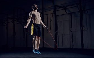 跳绳一天跳多少合适减肥 最新科学跳绳持续减重方法