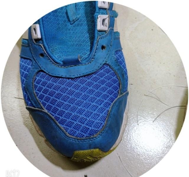 网鞋网面破了自己修补的妙招，网面运动鞋破洞修复方法
