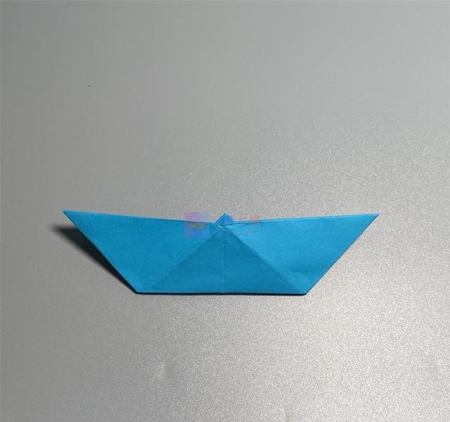 手工小船制作步骤，经典小船折纸教程