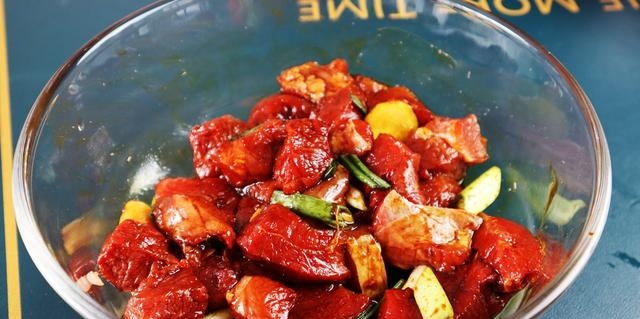 肉粽子的做法和配料子怎样做好吃，肉粽子步骤简单的做法教程