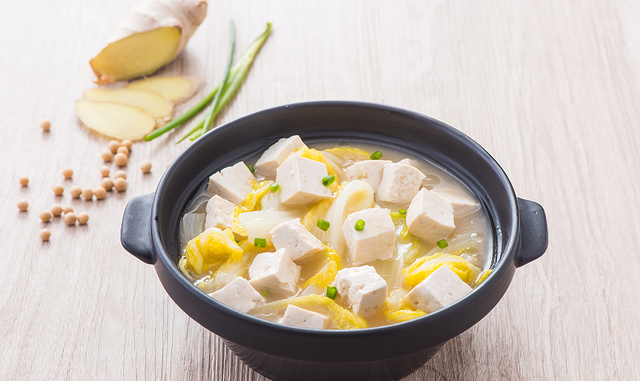炖豆腐的家常做法窍门，白菜炖豆腐的做法教程