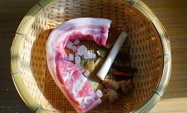 高压锅炖肉多长时间最好，高压锅做红烧肉的步骤教程