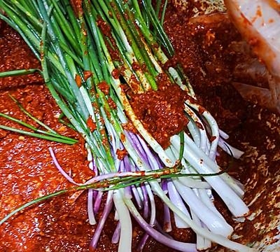 小葱泡菜的腌制方法窍门，韩式泡菜小葱做法教程