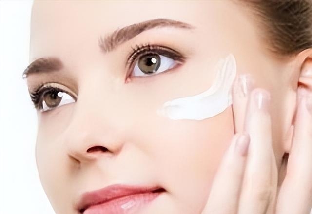 眼霜的正确使用方法怎么做，眼霜的使用方法及注意事项