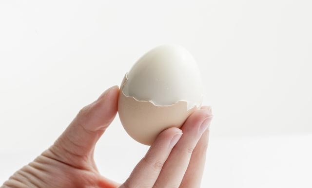 鸡蛋蛋黄的营养价值及功效是什么，坚持吃鸡蛋的好处