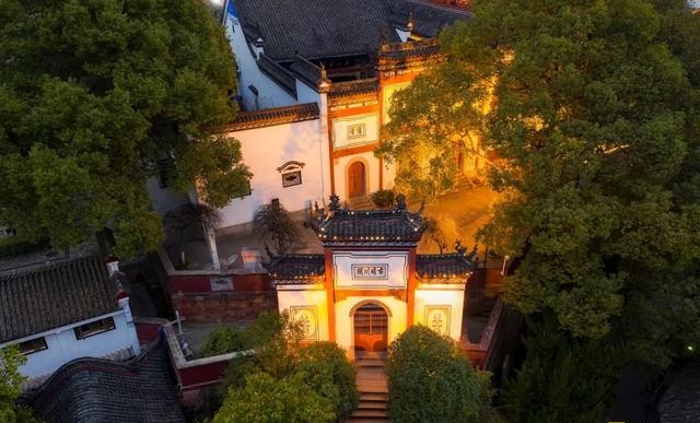 中国武汉有多大面积 ，武汉标志性建筑美图分享