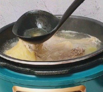 虫草花配什么煲汤最好，虫草花鸡汤的正确制作方法