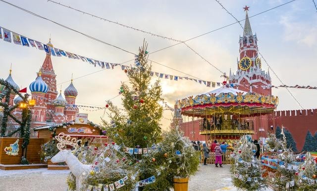 俄罗斯12月31日是什么日子，俄罗斯人的过年传统介绍 