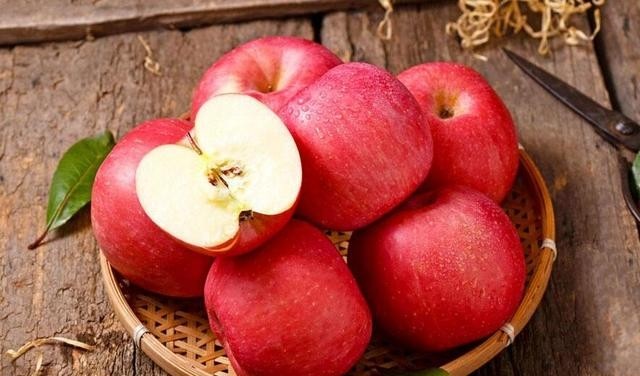 连吃三天苹果能瘦几斤，关于水果的谣言分享