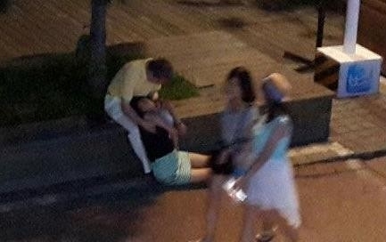 青岛女子醉酒遭性侵,疑被路人当街轮流猥亵图片视频曝光