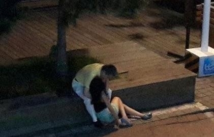 青岛女子醉酒遭性侵,疑被路人当街轮流猥亵图片视频曝光