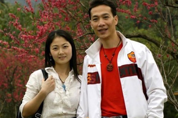 柳州莫菁事件最后结果,叶帛鑫传播淫秽照片被判处有期徒刑三年