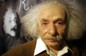 爱因斯坦到底有多少的智商,爱因斯坦的智商已开发出来了百分之20