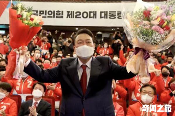 2022年现在的韩国新总统是谁,尹锡悦曾经亲手把朴槿惠和李明博送进监狱
