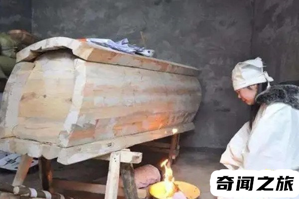 不能摸死人的手吗,死人的身体为什么不准人摸呢